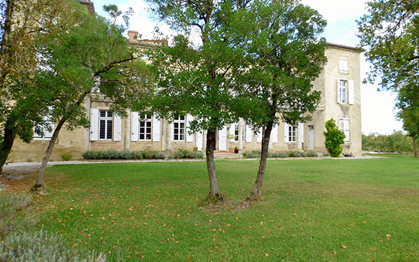 gîtes, séminiaires et évènements spéciaux au château de l'Hers gîtes, séminiaires et évènements spéciaux au château de l'Hers