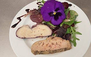 Le Château de L'hers, cuisine et plats régionaux dans un restaurant aux portes de toulouse