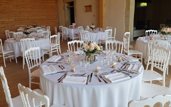 Mariages, chambres d'hôtes et privatisation du château de l'hers