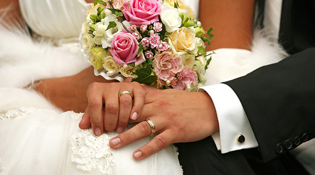 Mariages, chambres d'hôtes et privatisation du château de l'hers